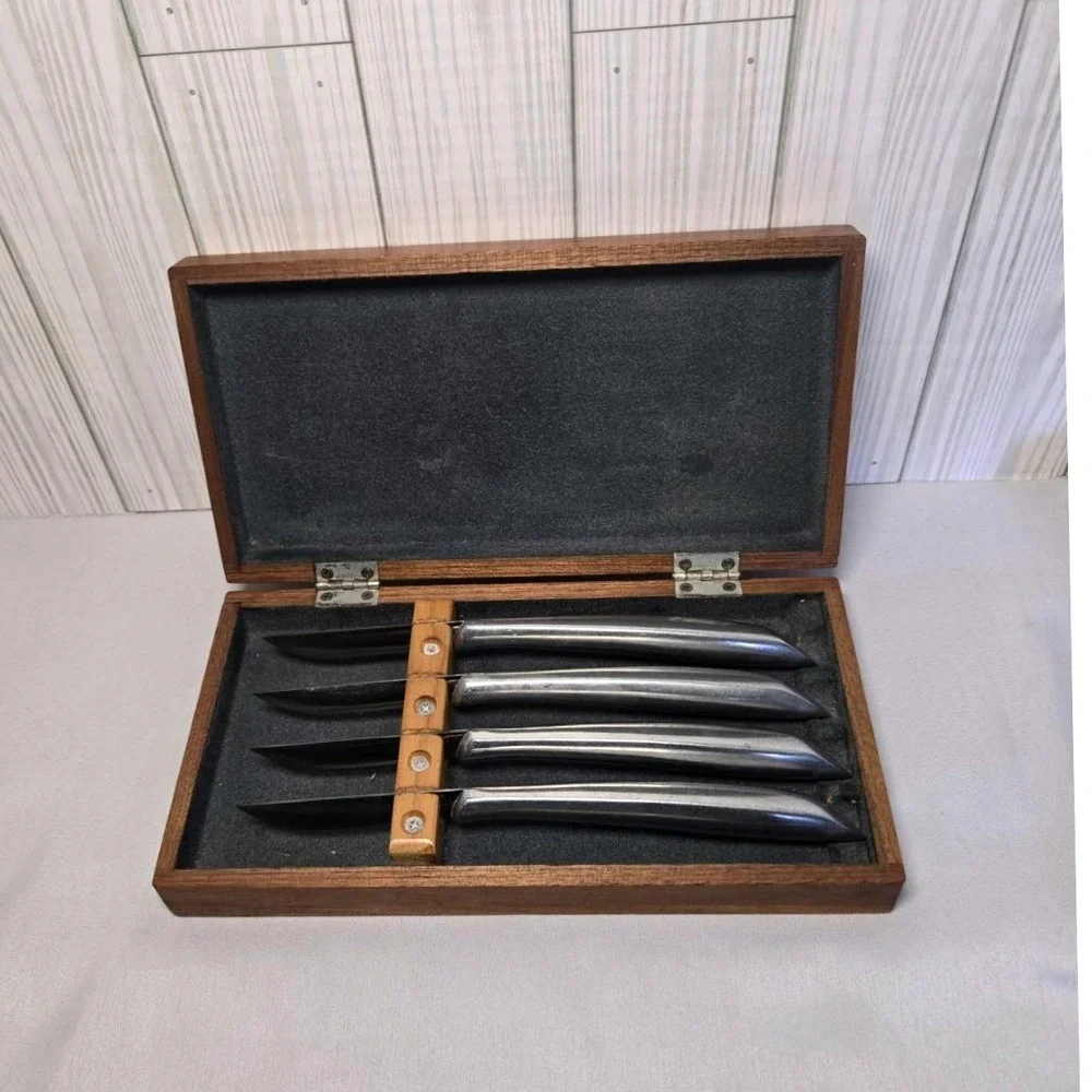 Murphy Blades Handmade Steak Knife Set of 4 Stainless Steel with Walnut Wood Box